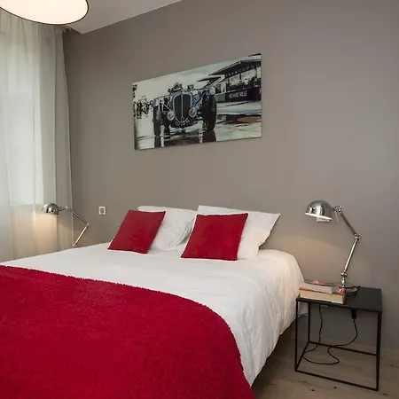 Aparthotel Capoul 2*